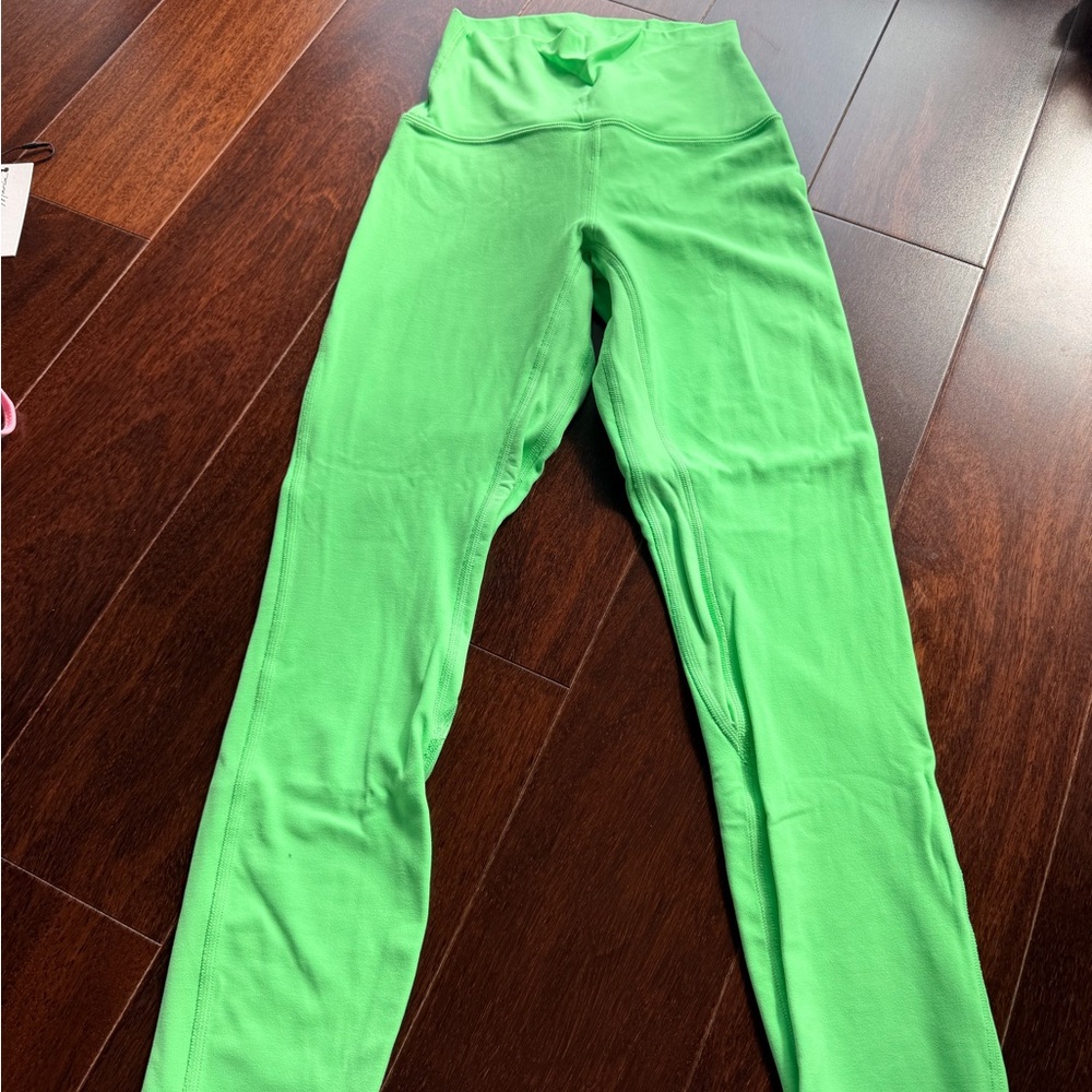 Women Green Leggings